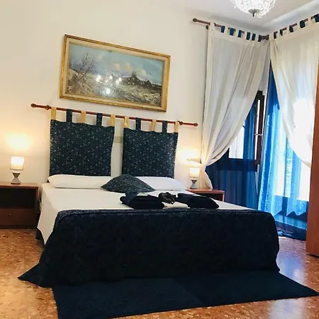 Rainbow Vendégház Velence